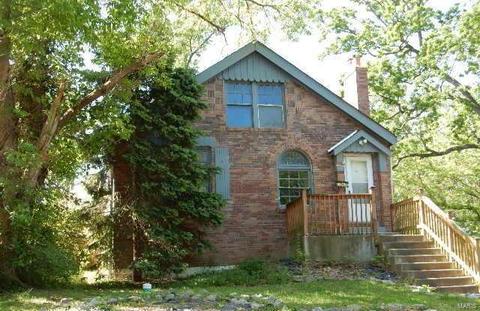8326 Monroe Ave, Saint Louis, MO 63114