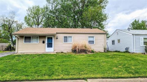 2265 Grants Pkwy, Florissant, MO 63031