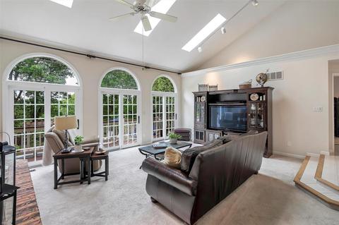 433 Bluff Meadow Dr, Ellisville, MO 63021 photo 9