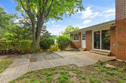 7214 Forestate Dr, Affton, MO 63123 photo 38