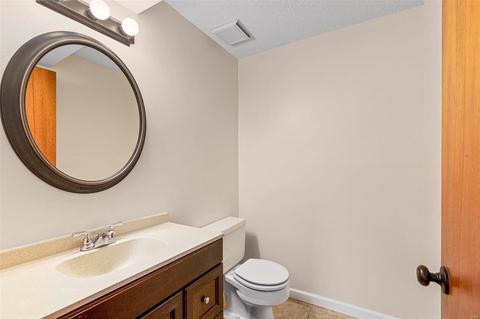 7214 Forestate Dr, Affton, MO 63123 photo 27