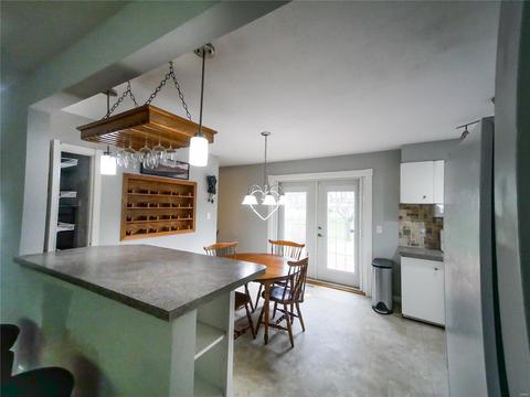 3262 Gwengreen Dr, Bridgeton, MO 63044 photo 2