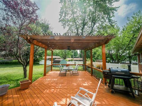 3262 Gwengreen Dr, Bridgeton, MO 63044 photo 13