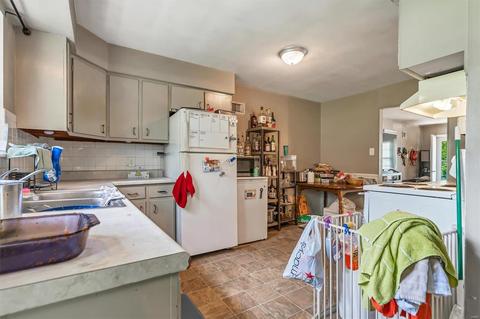 242 Ries Rd, Ballwin, MO 63021 photo 5