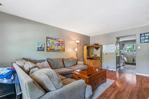 242 Ries Rd, Ballwin, MO 63021 photo 2