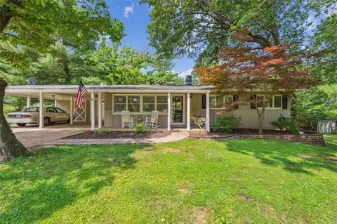 14 Alfresco Dr, Manchester, MO 63021