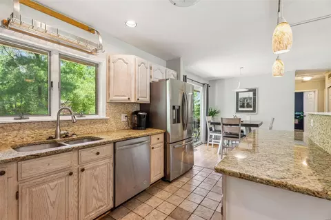 14 Alfresco Dr, Manchester, MO 63021 photo 6