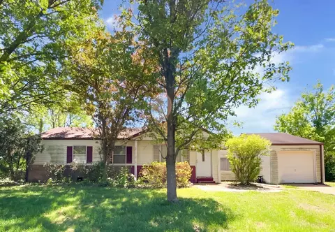 2912 Gladwood Dr, Saint Louis, MO 63129