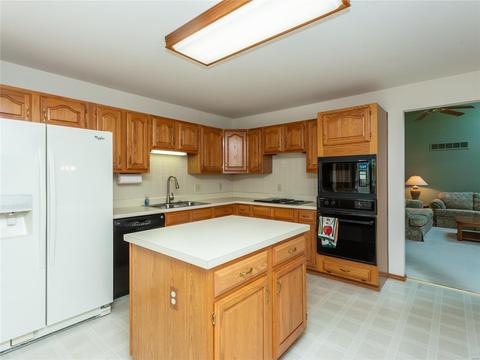 709 Carman Oaks Ct, Manchester, MO 63021 photo 14