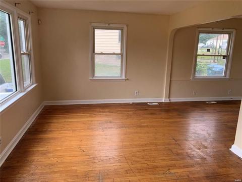 6132 Eaton Dr, Saint Louis, MO 63134 photo 11