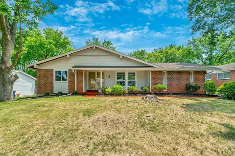 2772 Wintergreen Dr, Florissant, MO 63033