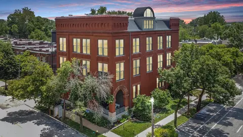 3556 Magnolia Ave #103, Saint Louis, MO 63118