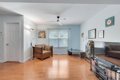 564 Elm Crossing Ct, Ballwin, MO 63021 photo 5