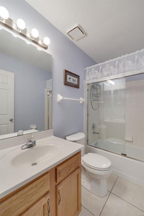 564 Elm Crossing Ct, Ballwin, MO 63021 photo 21