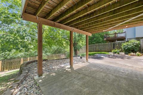 564 Elm Crossing Ct, Ballwin, MO 63021 photo 28