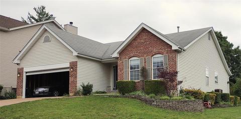627 Summer Top Cir, Fenton, MO 63026
