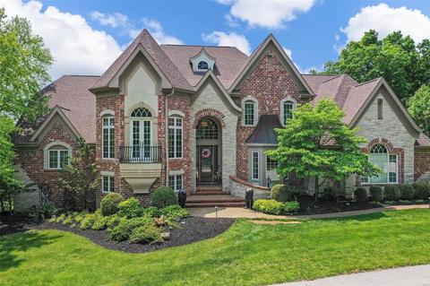 18042 Homestead Manor Dr, Wildwood, MO 63005