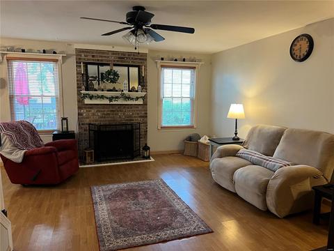 19 Lamplighter Ln, O'fallon, MO 63368 photo 4