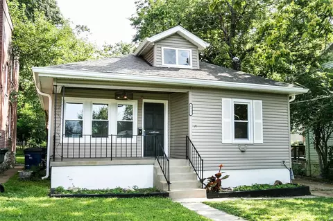 6917 Garner Ave, Saint Louis, MO 63139