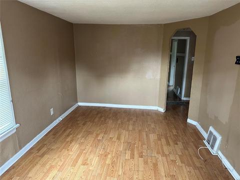 6009 Hancock Ave, Berkeley, MO 63134 photo 2