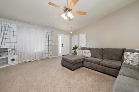 473 Chatham Dr, O'fallon, MO 63366 photo 3