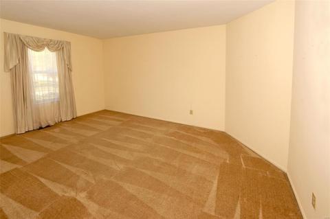 738 Redstart Dr, Ellisville, MO 63021 photo 6
