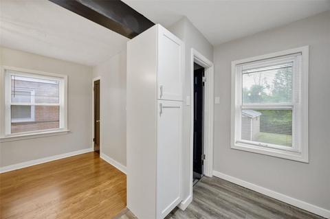 8340 Braddock Dr, Saint Louis, MO 63132 photo 9