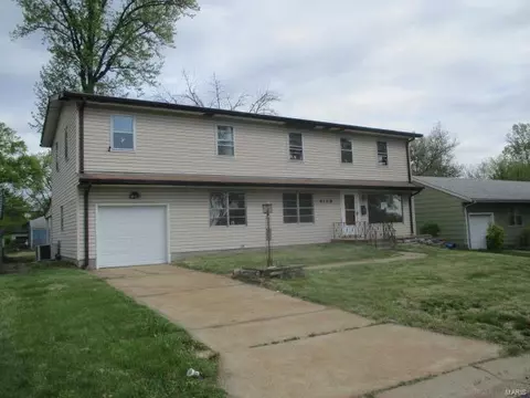 9109 Saint Cyr Dr, Jennings, MO 63136