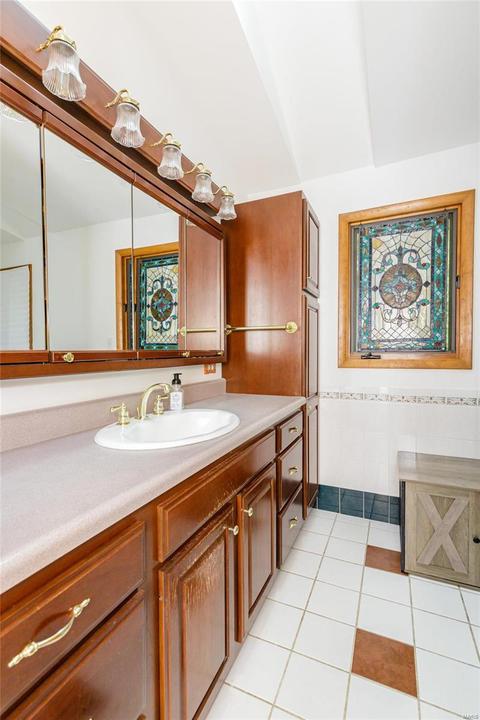 12 Arbor Rd, Olivette, MO 63132 photo 25