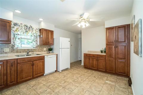 309 San Jose Dr, O'fallon, MO 63366 photo 8