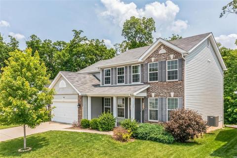 462 Pleasant Breeze Dr, Wentzville, MO 63385