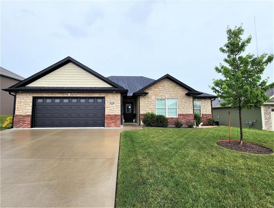 3605 Yellowwood Dr, Columbia, MO 65202 17 Photos MLS 23028413 Movoto