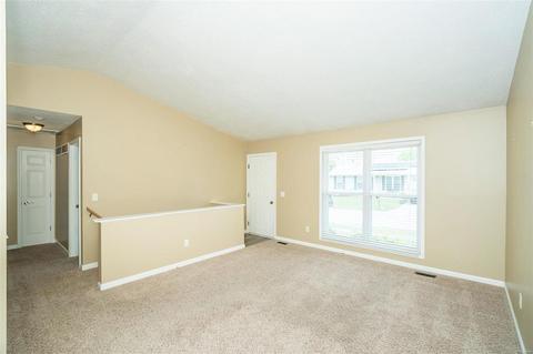 1358 Manuka Dr, O'fallon, MO 63366 photo 3