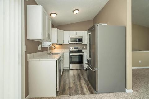 1358 Manuka Dr, O'fallon, MO 63366 photo 9