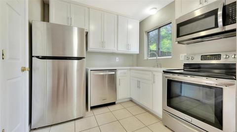 873 Portsdown Rd, Ballwin, MO 63011 photo 12