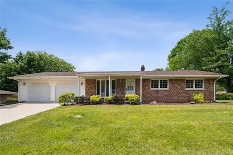 38 Ayrshire Rd, Saint Charles, MO 63303