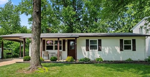 3265 Bristol Hall Dr, Bridgeton, MO 63044