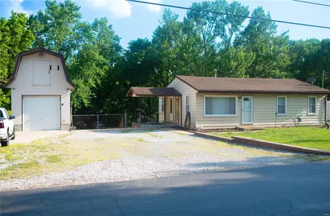 100 Miller Dr, Fenton, MO 63026 photo 1