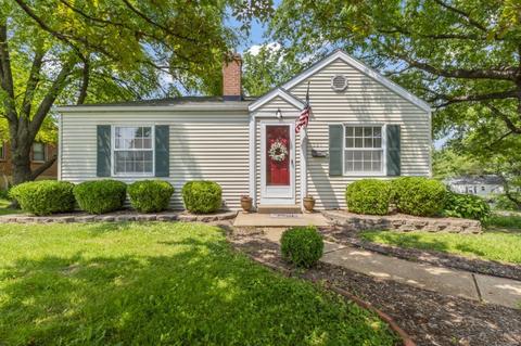 321 Carmel Dr, Webster Groves, MO 63119 photo 1