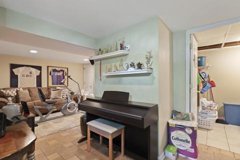 321 Carmel Dr, Webster Groves, MO 63119 photo 21