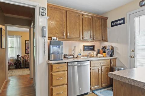 321 Carmel Dr, Webster Groves, MO 63119 photo 11