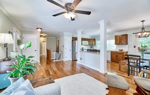 829 Forest Village Dr, Ballwin, MO 63021 photo 5