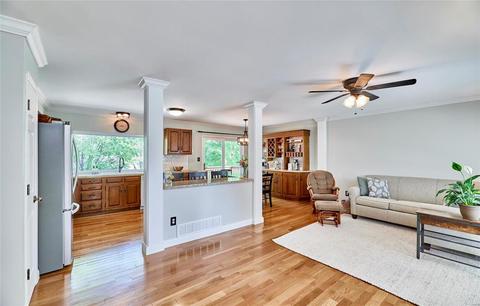 829 Forest Village Dr, Ballwin, MO 63021 photo 3