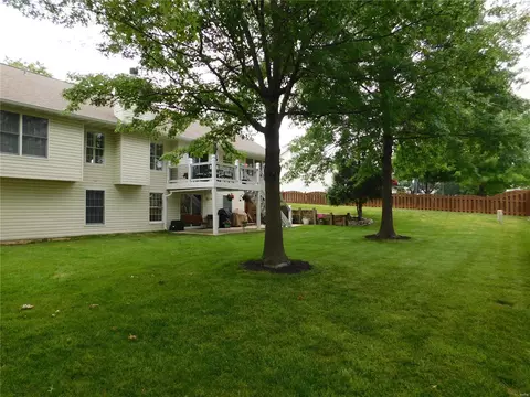 6930 Brassel Dr, O'fallon, MO 63368 photo 9