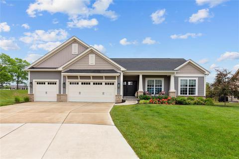 4 Wyndemere Ct, Lake Saint Louis, MO 63367