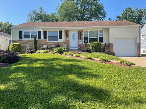 6606 Kingsway Dr, Saint Louis, MO 63123