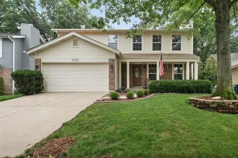 1505 Greenfield Crossing Ct, Ballwin, MO 63021