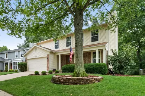 1505 Greenfield Crossing Ct, Ballwin, MO 63021 photo 2