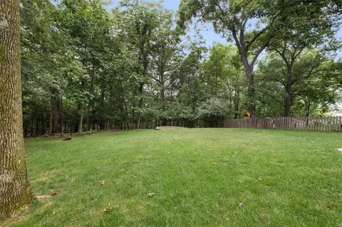 1505 Greenfield Crossing Ct, Ballwin, MO 63021 photo 39