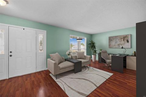 346 Carriage Trail Ct, O'fallon, MO 63368 photo 9